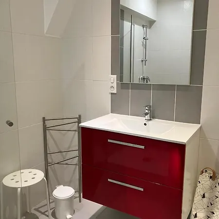 A L Ombre Du Tilleul Casa vacanze *