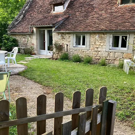 A L Ombre Du Tilleul * Tour-de-Faure