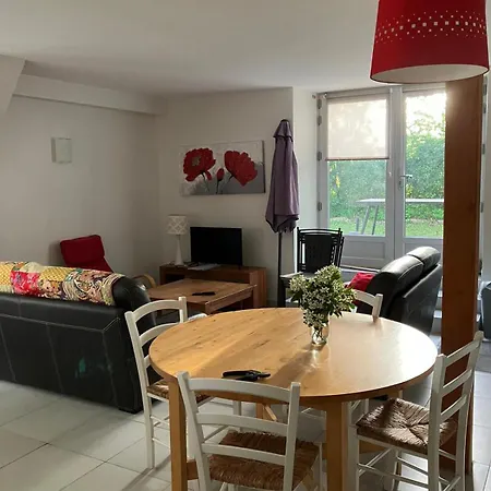 A L Ombre Du Tilleul Casa vacanze *